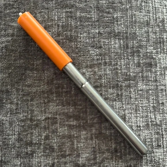 White and Orange Coffee Straw Dunkin' - Picture 5 of 8